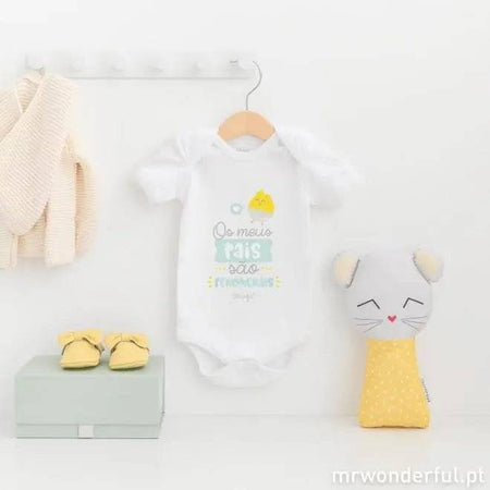 Body para bebé com a frase Os meus pais são fenomenais A minha loja Casa e Decoração