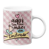 Caneca exclusiva "Aqui tem uma Mãe" para mães especiais – 300 ml, cerâmica portuguesa