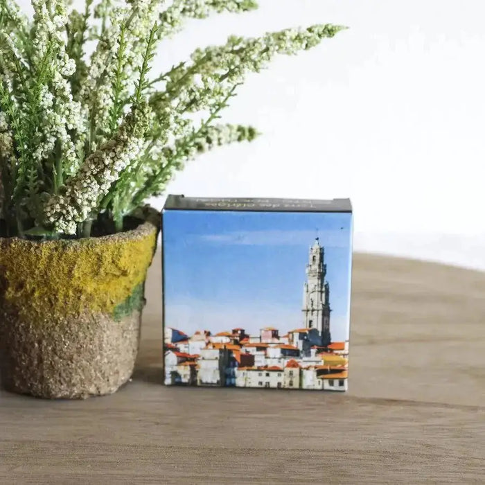 Sabonete Viver Portugal Torre dos Clérigos - Frutos Vermelhos 50g, Presente Único